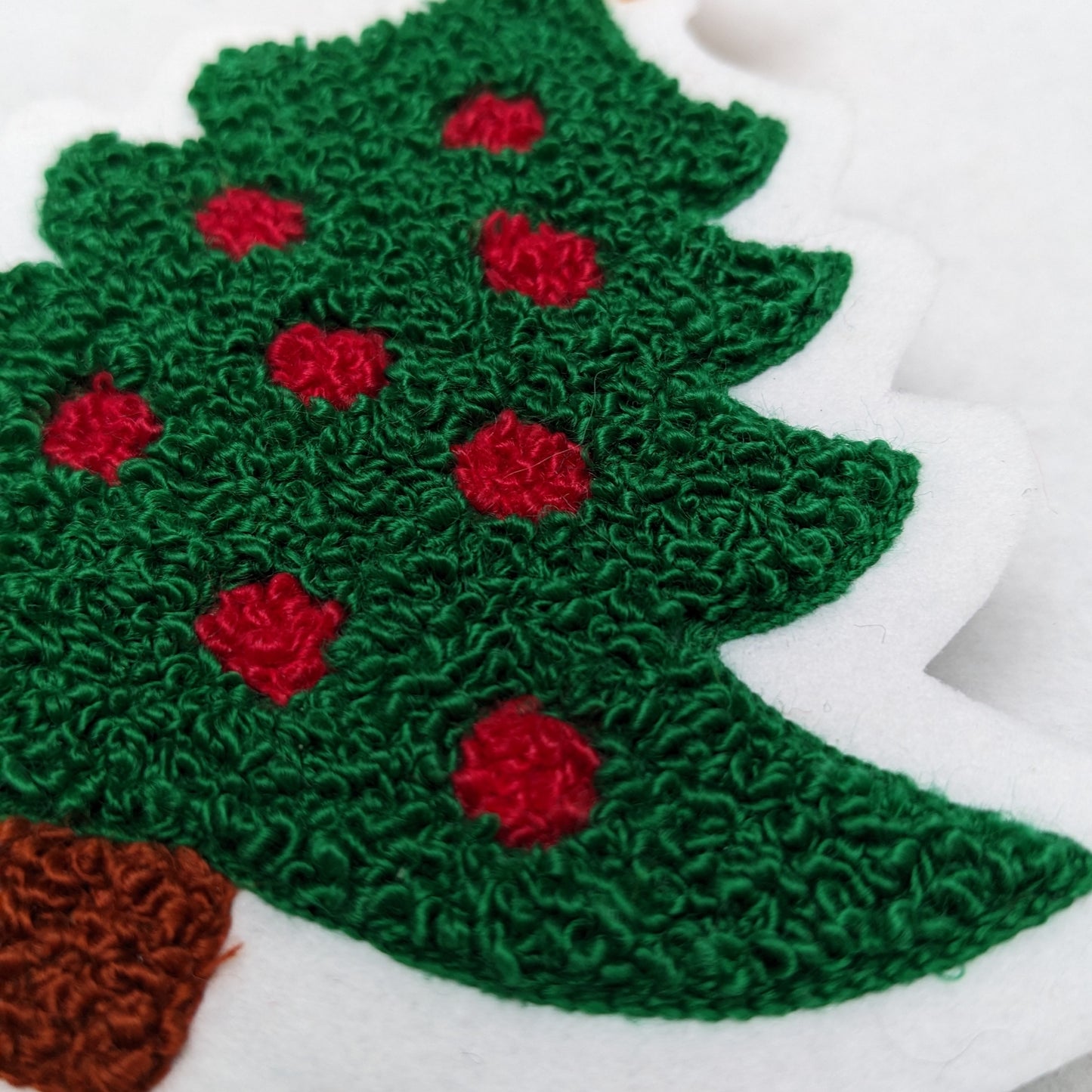 Christmas Tree Chenille Patch - Traditional Moss Stitch on Felt Backing